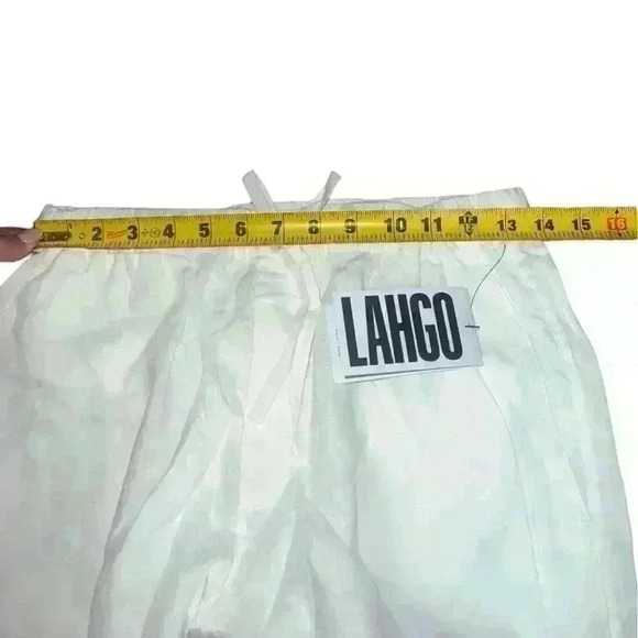 NWT Lahgo by lunya Woven Linen Shorts, Size Large*, Color White - Picture 3 of 10